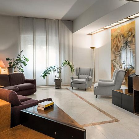 Flats4Rent Residenza Ai Tigli Leilighet Verona Eksteriør bilde